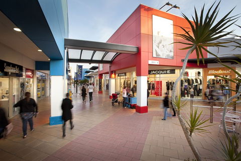 Harbour Town Adelaide - Accommodation Noosa 3