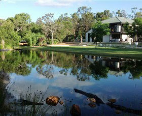 Lake House Gallery - Accommodation Noosa 0