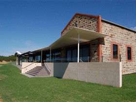 Angove McLaren Vale Vineyards And Cellar Door - Accommodation Noosa 0