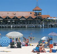 Sorrento Quay - Accommodation Noosa