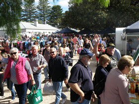 Stansbury Seaside Markets - Accommodation Noosa 0