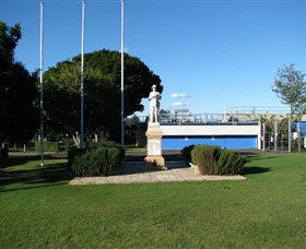 Oxley War Memorial - Accommodation Noosa 0