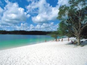Lake McKenzie - Accommodation Noosa 0