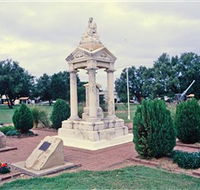 Weeping Mother Memorial - Accommodation Noosa