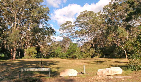 Commandment Rock Picnic Area - Accommodation Noosa 1
