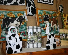 Campbelltown Craft Society - Accommodation Noosa 0