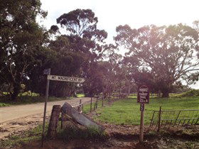 Mount Compass And District Produce And Tourist Trail - Accommodation Noosa 0