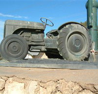 Ferguson Tractor Monument - Accommodation Noosa