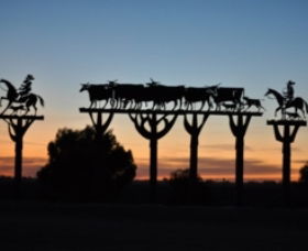 Long Paddock - Cobb Highway Touring Route - Accommodation Noosa 1