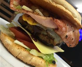 CamJai Catering And Takeaway Cafe And Function Catering - Accommodation Noosa 2
