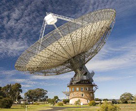 CSIRO Parkes Radio Telescope - Accommodation Noosa 0