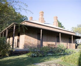 Lake View House - Accommodation Noosa 0