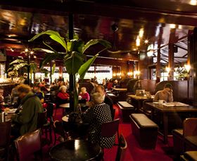 Tilley's - Accommodation Noosa 1