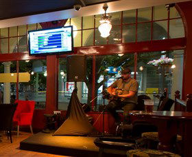 PJ O'Reilly's Irish Pub - Accommodation Noosa 1