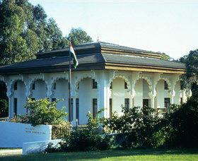 India, High Commission Of - Accommodation Noosa 1