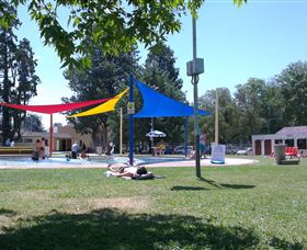 Manuka Pool - Accommodation Noosa 1