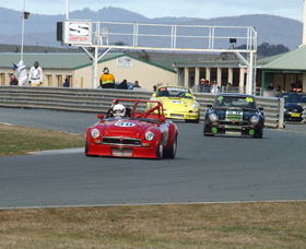 Wakefield Park Motor Racing Circuit - Accommodation Noosa 0
