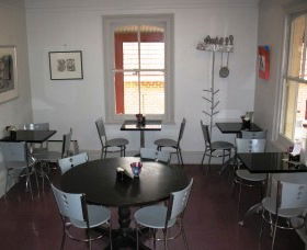 Ben Roberts Cafe And Gallery - Accommodation Noosa 1