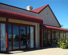 Ben Roberts Cafe And Gallery - Accommodation Noosa 0