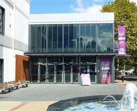 Wollongong Town Hall - Accommodation Noosa 1