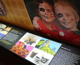 Aboriginal Art Gallery Space - Accommodation Noosa 1