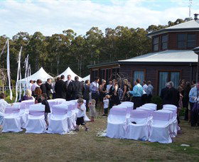Roses Vineyard And Animal Farm - Accommodation Noosa 2