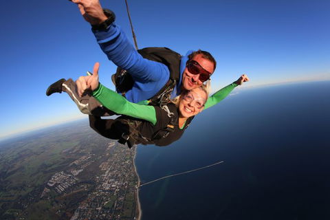 Skydive Geronimo - Accommodation Noosa 6