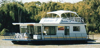 Oz Houseboats - Accommodation Noosa 1