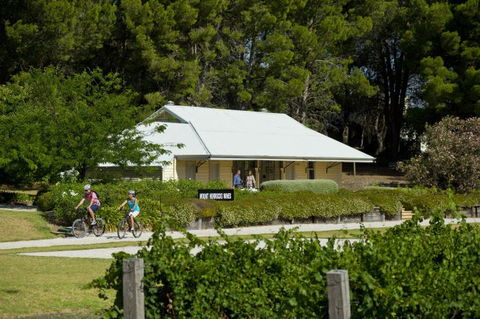 Tour De Vines - Accommodation Noosa 2