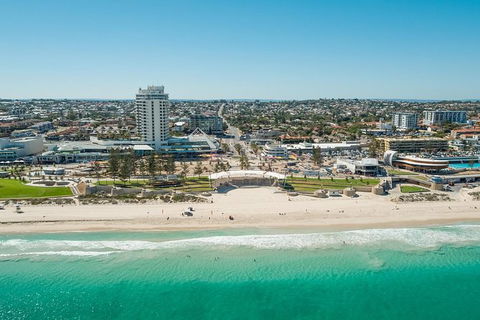 A Day Of Leisure On The Sunset Coast - Accommodation Noosa 0