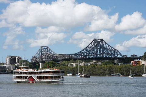 Brisbane River Lunchtime Cruise - Accommodation Noosa 7