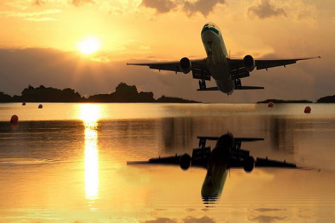 Luxury Brisbane Airport Transfers To And From Broadbeach For Up To 7 Ppl - Accommodation Noosa 1