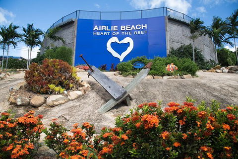 Airport Transfers - Return (round Fare) Share Shuttle Service - Accommodation Noosa 5