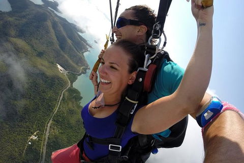 Airlie Beach Tandem Skydive - Accommodation Noosa 3