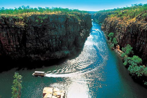 Katherine Gorge Fly, Helicopter & Cruise Tour From Darwin - Accommodation Noosa 1