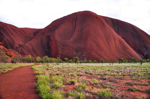 Ayers Rock Combo: Uluru Base And Sunset Plus Uluru Sunrise And Kata Tjuta With An Optional BBQ Dinner Or Kings Canyon Day Trip - Accommodation Noosa 5
