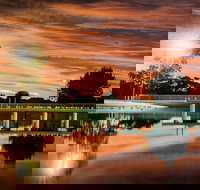 Millicent Swimming Lake - Accommodation Noosa