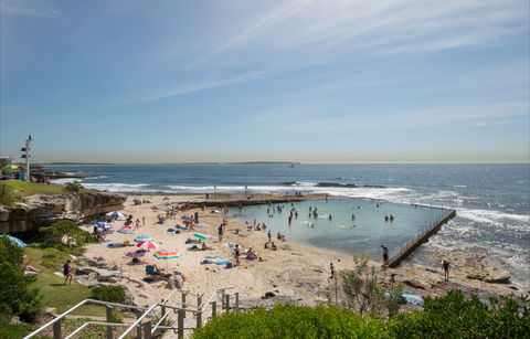 Oak Park Beach Cronulla - Accommodation Noosa 0