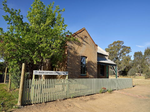 River Captains Cottage - Accommodation Noosa 0