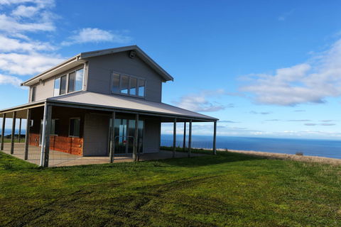 Wildlife Wonders - Accommodation Noosa 2