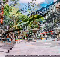Queen Street Mall - Accommodation Noosa