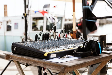 Apollo Bay Radio 87.6 FM - Accommodation Noosa 0