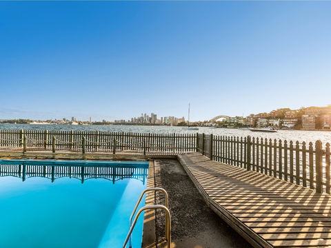 Maccallum Pool - Accommodation Noosa 0