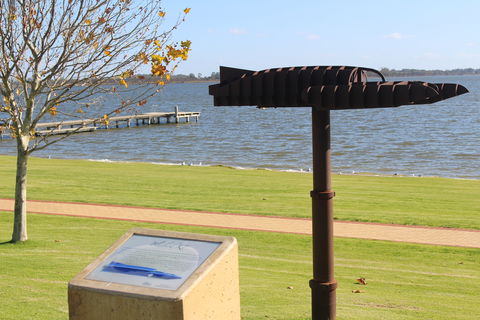 K7 Monument Barmera - Accommodation Noosa 0