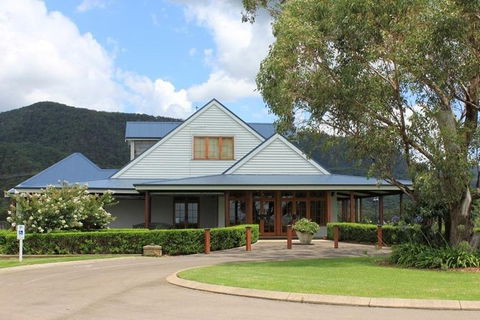 Audrey Wilkinson Vineyard: Picnic With Wine Masterclass Tasting - Accommodation Noosa 5
