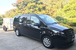 Private Transfer from Noosa to Sunshine Coast Airport- 8seater + Luggage Trailer