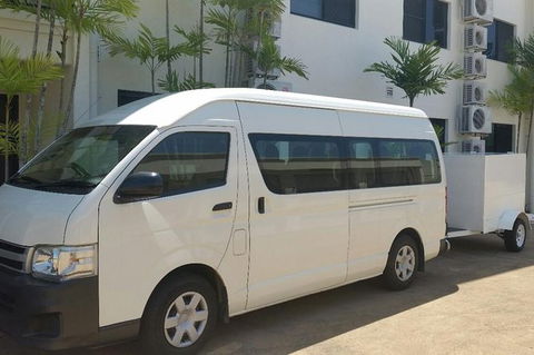 Airport Transfer To Or From Port Douglas Hotels For Up To 13 People (7am-10pm) - Accommodation Noosa 0
