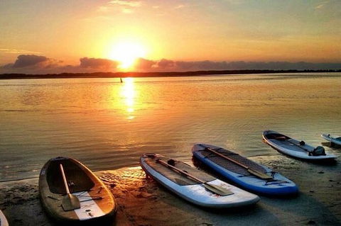 Early Morning Weekend Paddleboard Special - Accommodation Noosa 3
