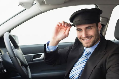 Cairns & Airport Transfers Between Port Douglas & Cairns (Private Chauffeur) - Accommodation Noosa 1