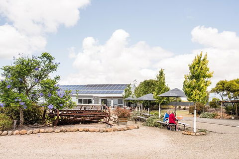 Heritage, Wine & Gin Tours - Accommodation Noosa 1